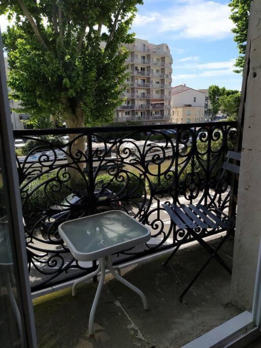 Appartement Avec Balcon, Bord Du Canal, Wifi. นาร์บอนน์ ภายนอก รูปภาพ