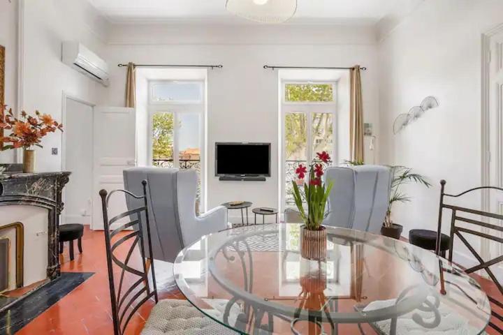 Appartement Avec Balcon, Bord Du Canal, Wifi. นาร์บอนน์ ภายนอก รูปภาพ